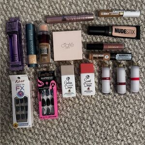 Brand new make up lot